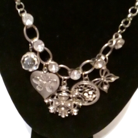 Long necklace with multiple dangle - Picture 3 of 4